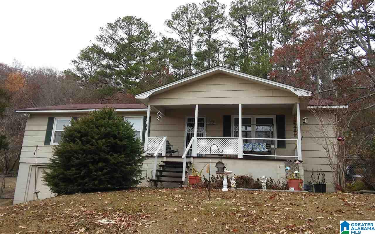 14 Hickory Circle Oneonta, AL 35121 - Photo 2 of 22