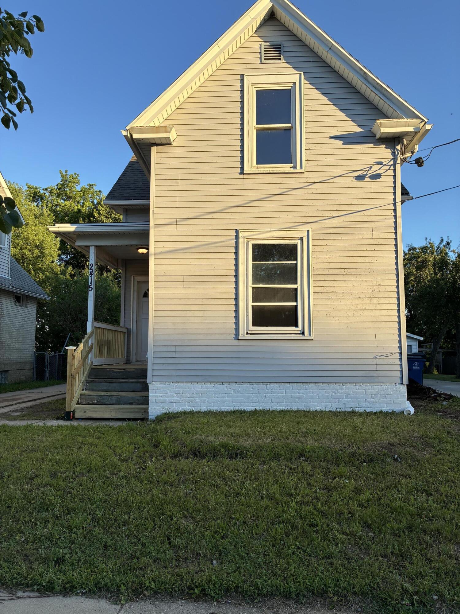 2415 Prospect Street Racine, WI 53404 - Photo 29 of 33 DUPLEX