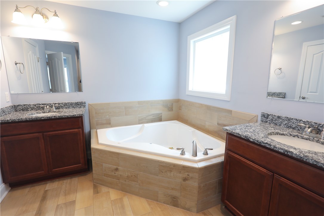 579 Issaqueena Trail Clemson, SC 29631 - Photo 25 of 42 Gallery Image 25