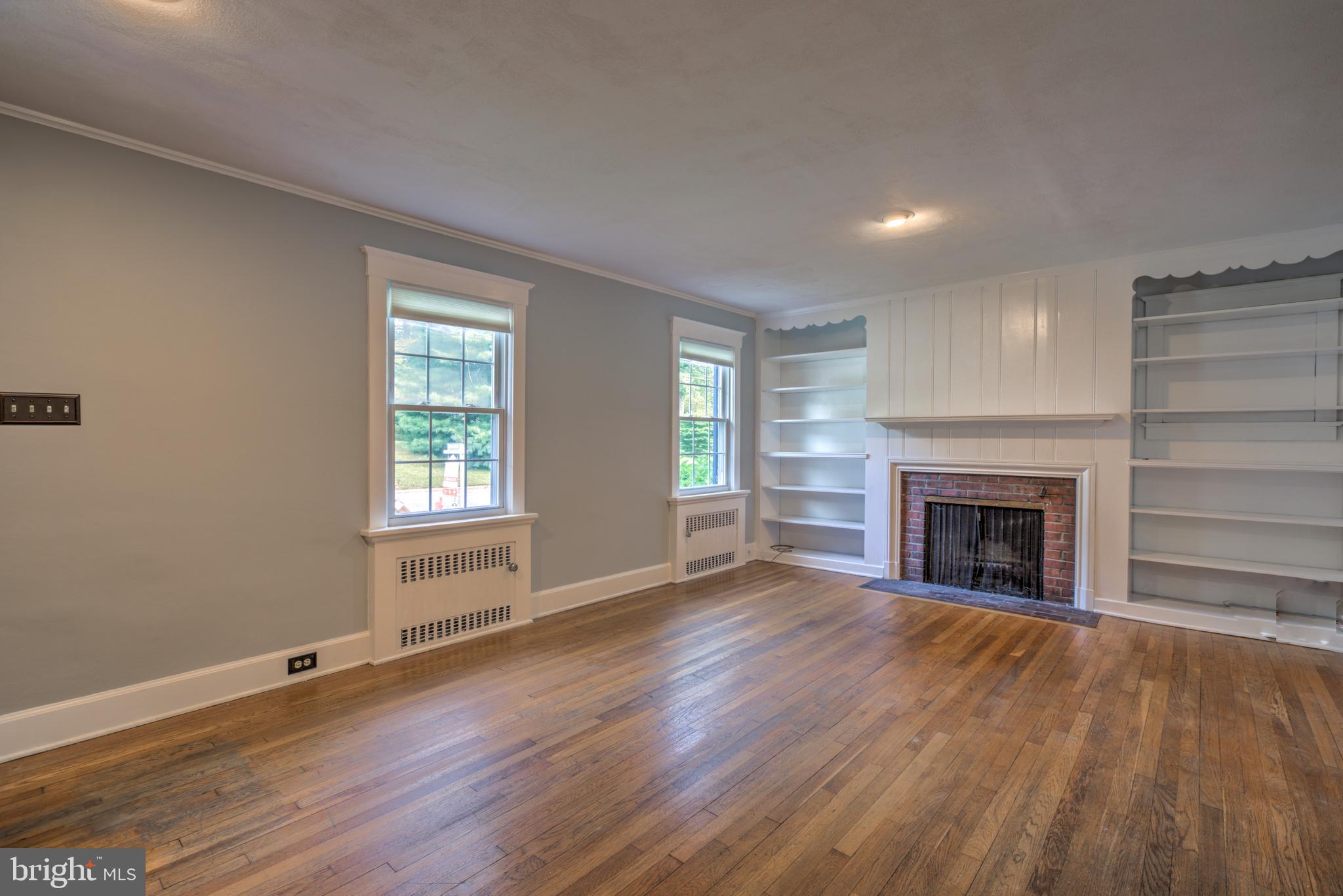 2 Brighton Road Ewing, NJ 08638 - Photo 4 of 29 Great natural light