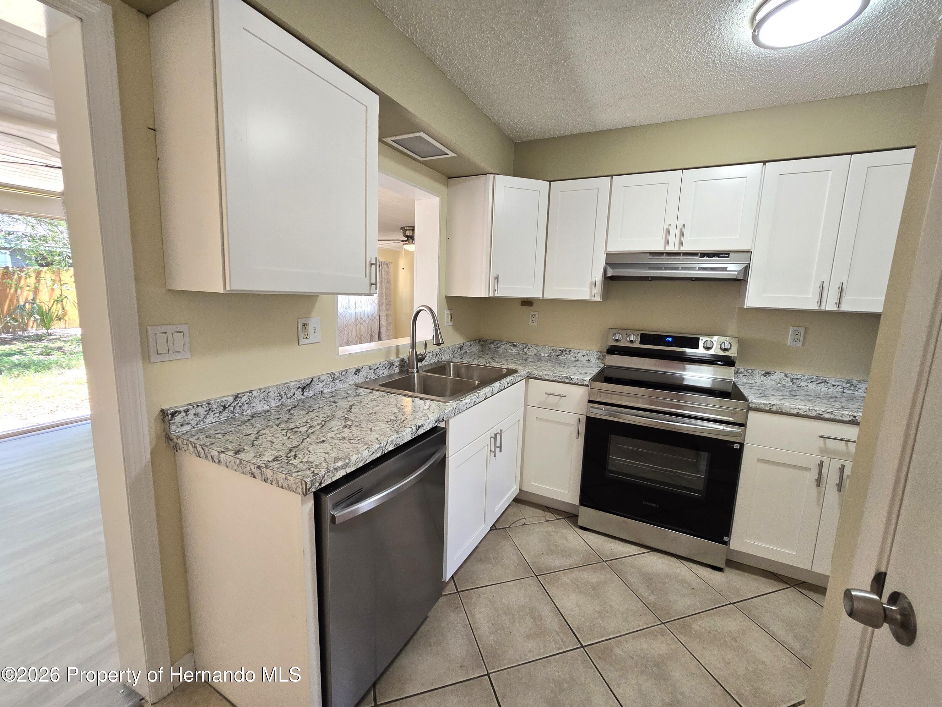 4428 Cynthia Lane Spring Hill, FL 34606 - Photo 9 of 23