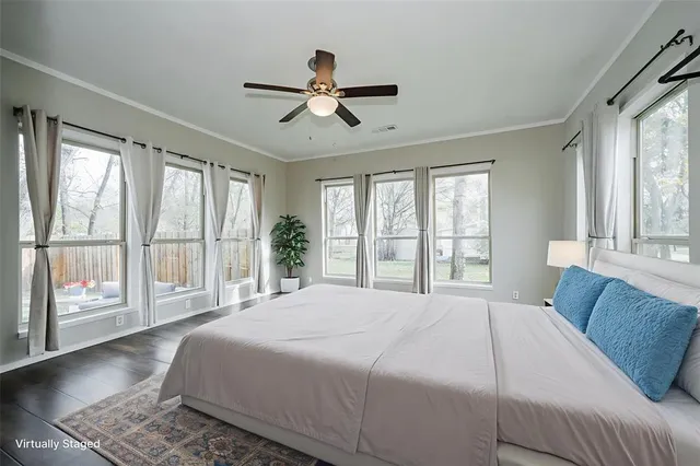 $199,999 | 301 East 2nd N Street, Kaufman, TX 75142