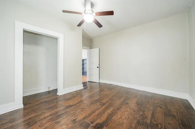 $199,999 | 301 East 2nd N Street, Kaufman, TX 75142