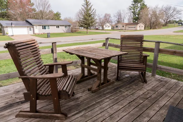 $173,500 | 515 South 5th Street, Strum, WI 54770