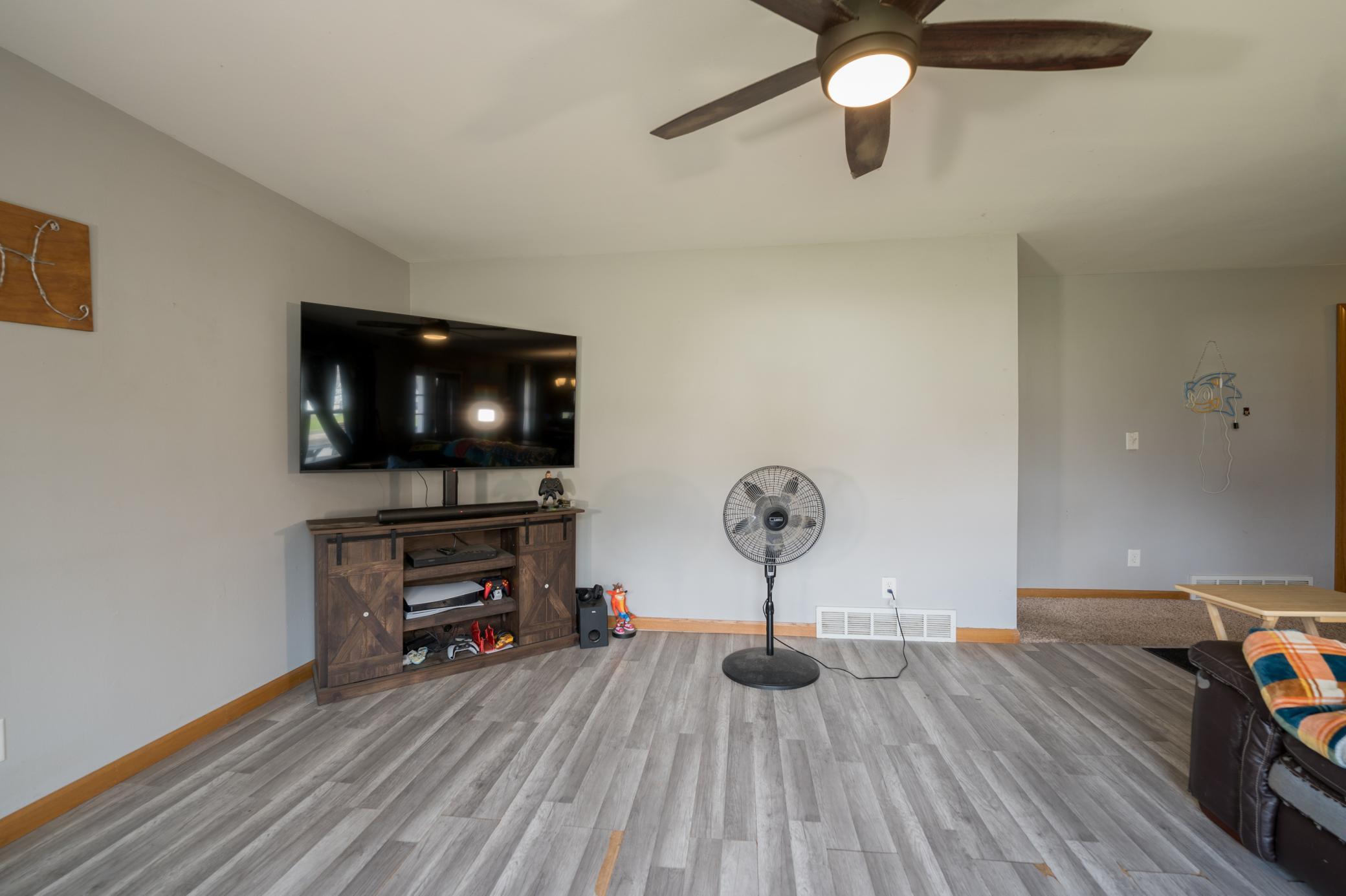 515 South 5th Street Strum, WI 54770 - Photo 4 of 41