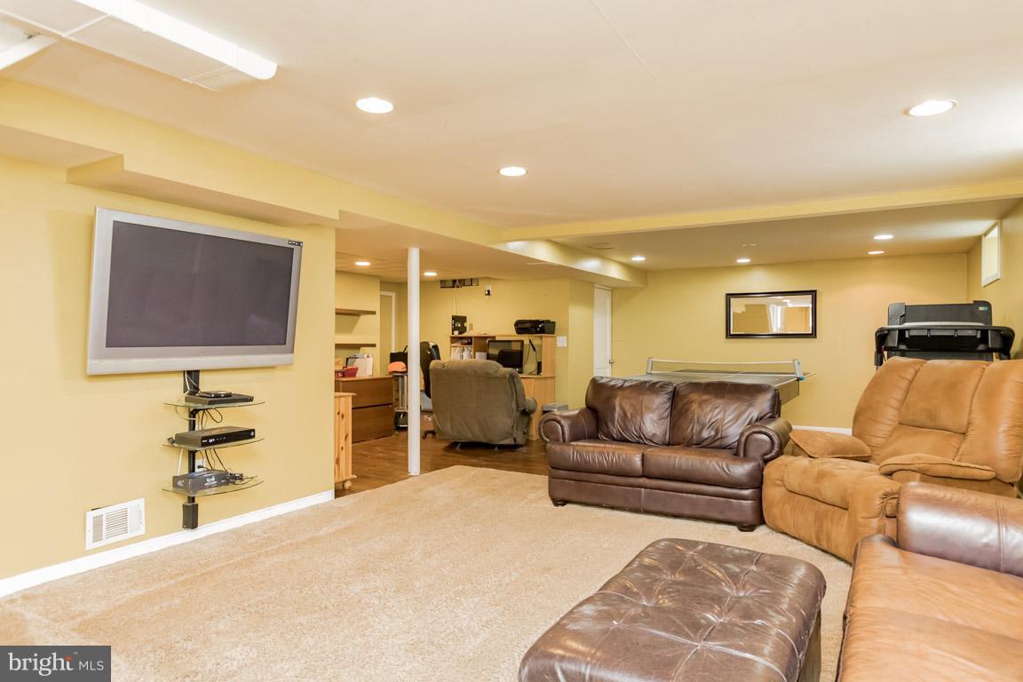 2912 Emerald Road Baltimore, MD 21234 - Photo 8 of 30 Open and High Ceilings