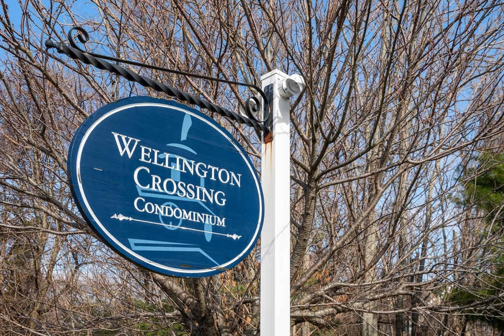 a sign that is on the side of a building