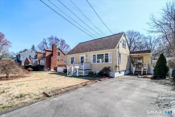 $535,000 | 133 Marlborough Terrace, Fairfield, CT 06825