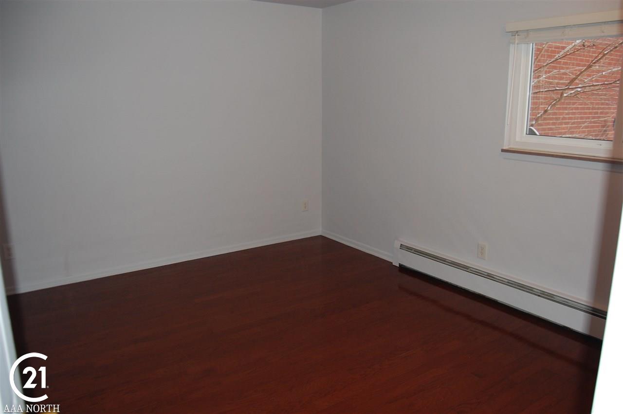 1095 Tienken Court Rochester, MI 48306 - Photo 8 of 11