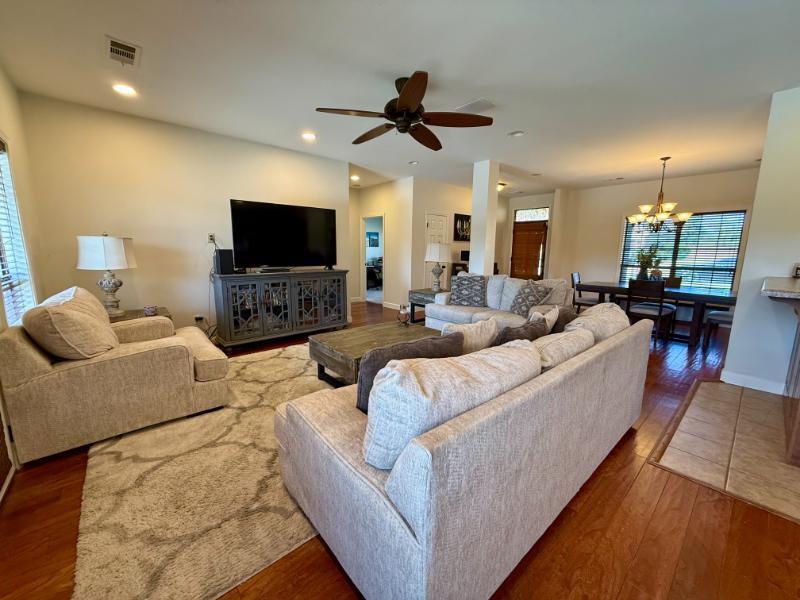 134 Rippavilla Street Saltillo, MS 38866 - Photo 4 of 32 4 Living Room 2