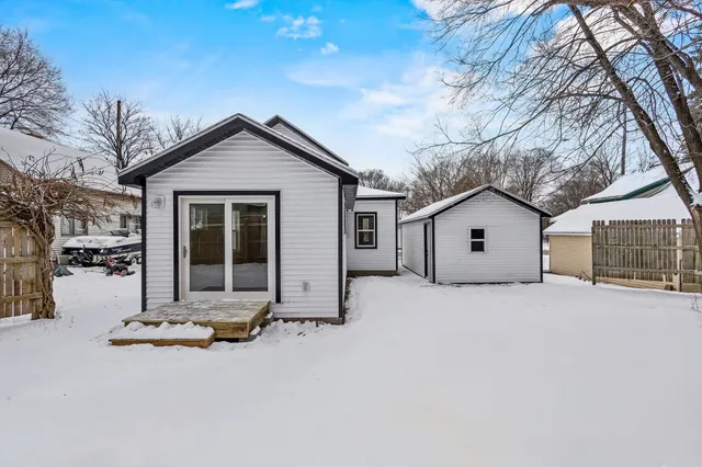 $245,000 | 317 East Richmond Street, Shawano, WI 54166
