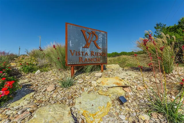 a sign that is on the side of the road