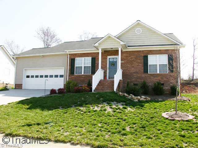 509 Barnsdale Ridge Road Kernersville, NC 27284 - Photo 1 of 9 Exterior Front.