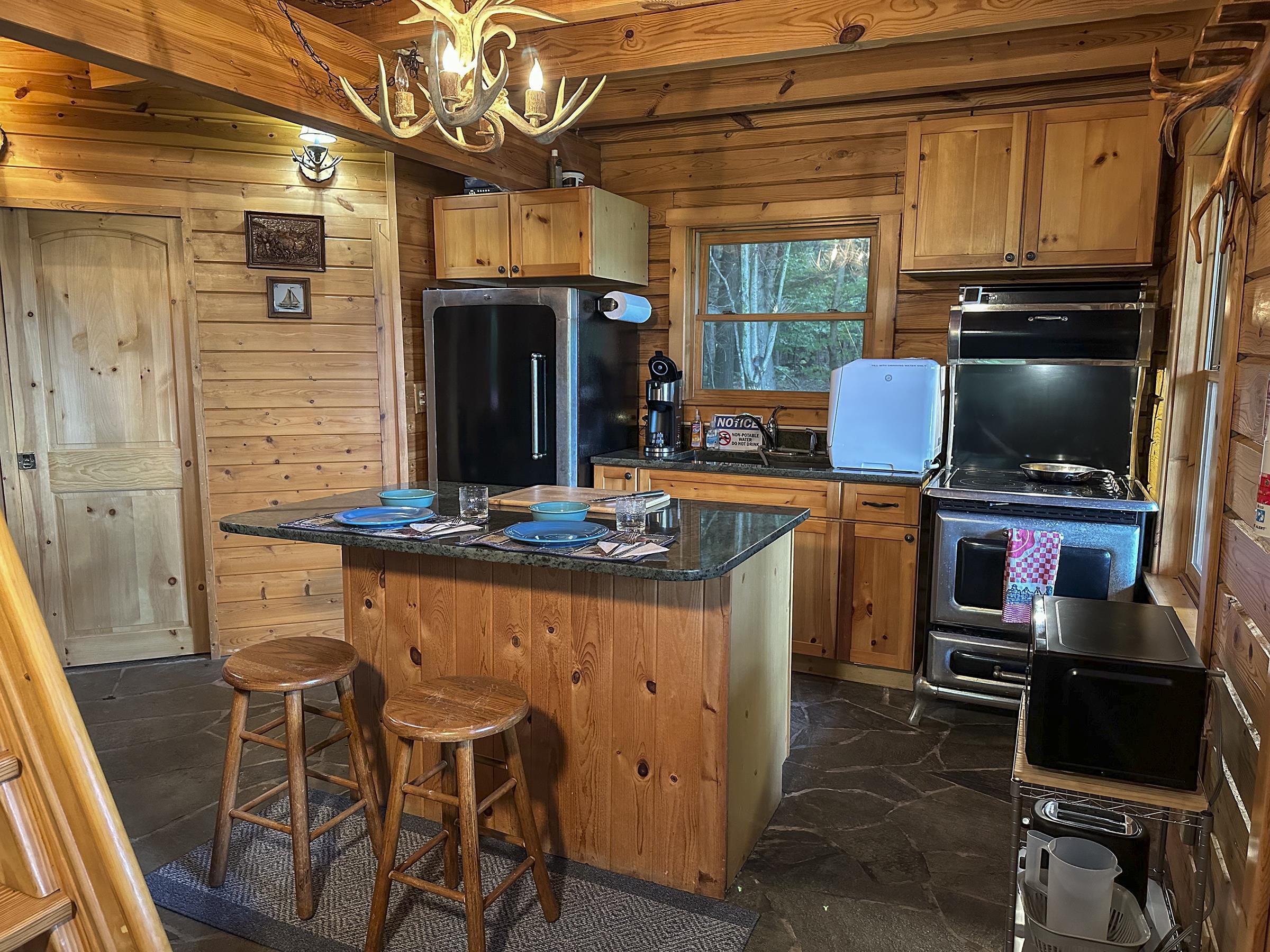 3900 Swaney Road Traverse City, MI 49686 - Photo 17 of 41