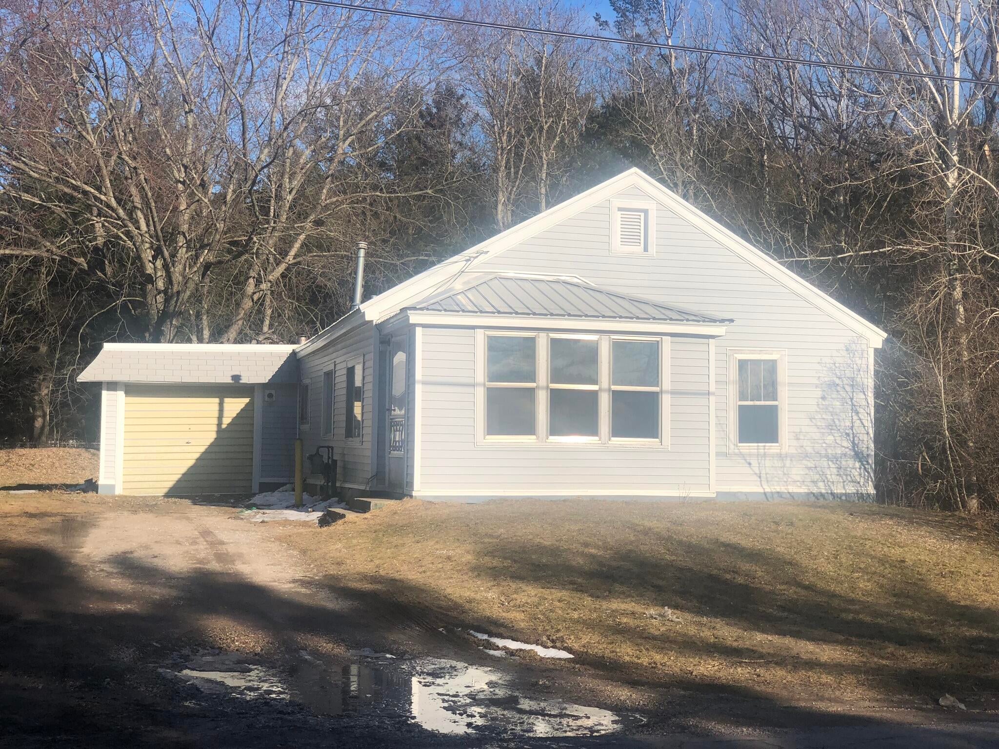 533 Cleveland Avenue Cheboygan, MI 49721 - Photo 1 of 11 Gallery Image 1