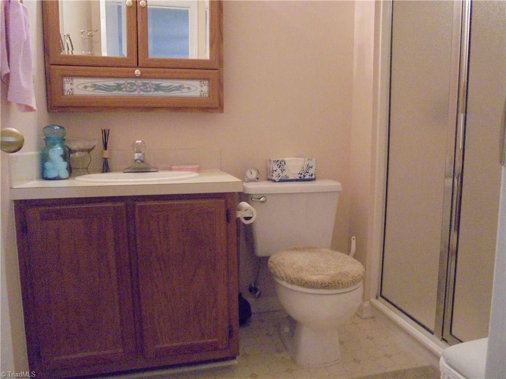 3174 Windchase Court High Point, NC 27265 - Photo 15 of 23 Gallery Image 15