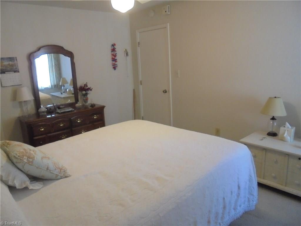 3174 Windchase Court High Point, NC 27265 - Photo 19 of 23 Gallery Image 19