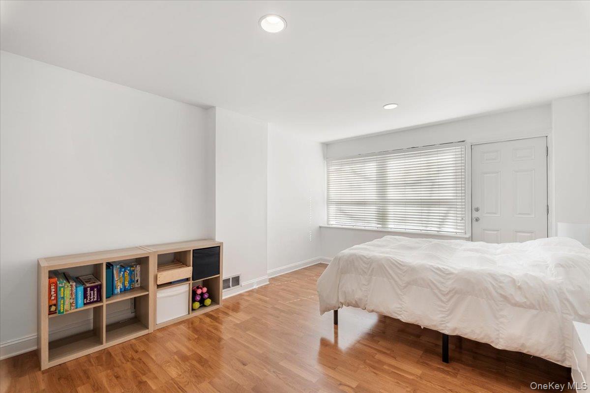 6 A Dickel Road Scarsdale, NY 10583 - Photo 18 of 26 Lower level bedroom with separate entrance