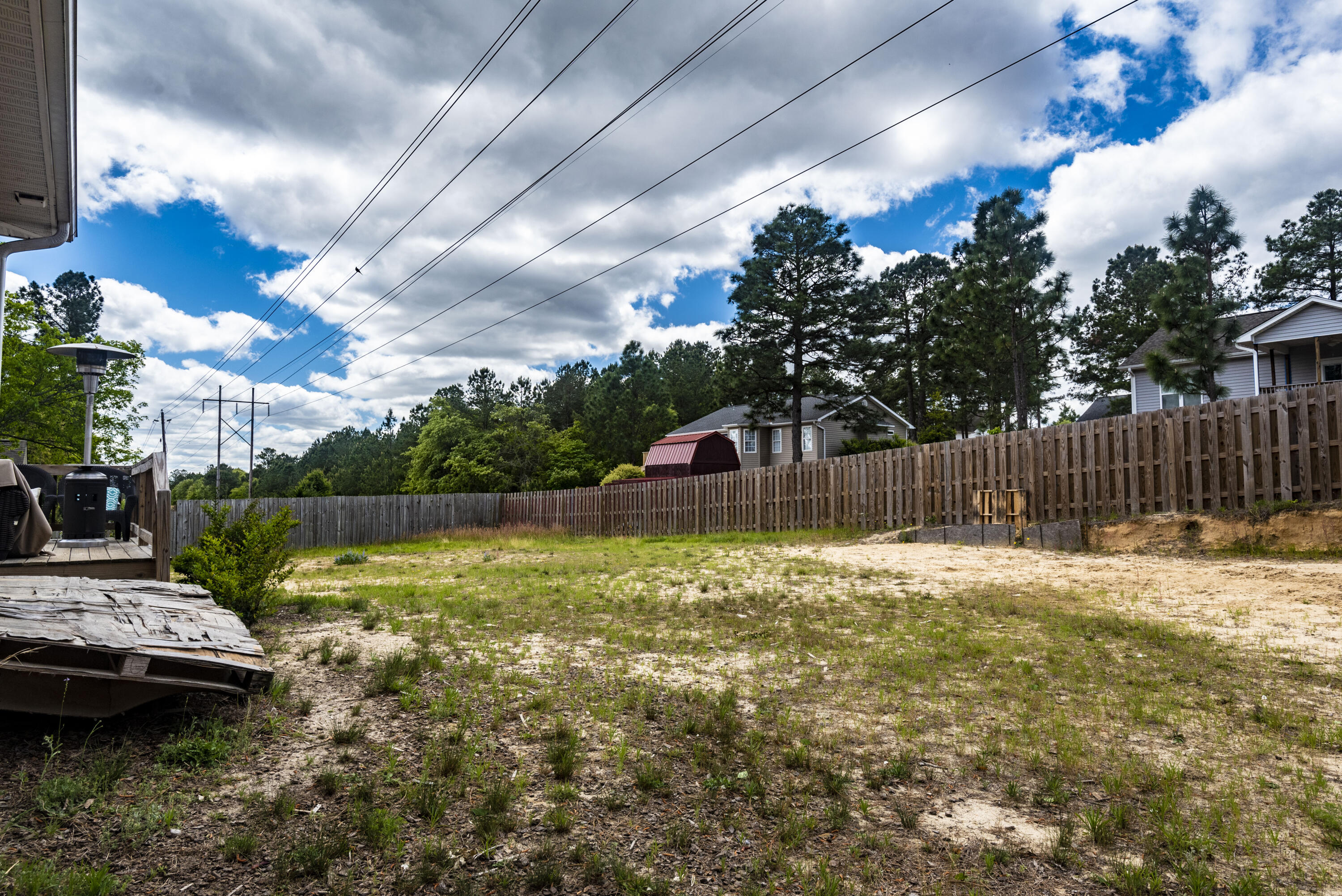 101 Grosvenor Road Savannah, GA 31410 - Photo 23 of 26 back yard