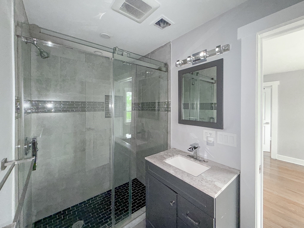 468 Salem Street, Unit 2 Malden, MA 02148 - Photo 5 of 17