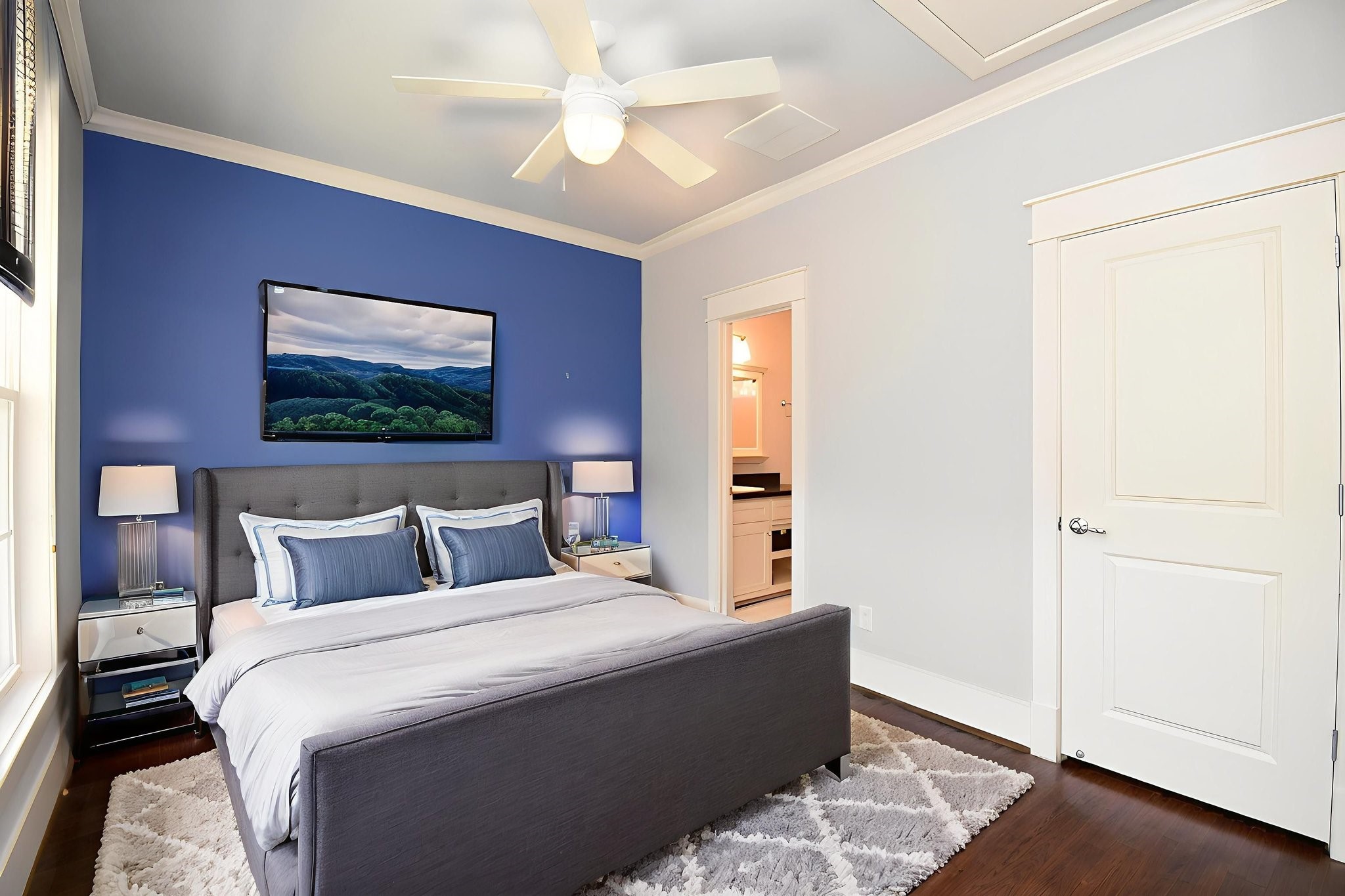 1036 Kern Street Houston, TX 77009 - Photo 41 of 47 We have virtually staged this bedroom to show you the possibilities!