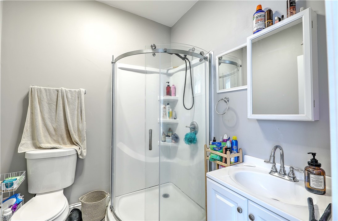 124 Pitman Street Providence, RI 02906 - Photo 12 of 28