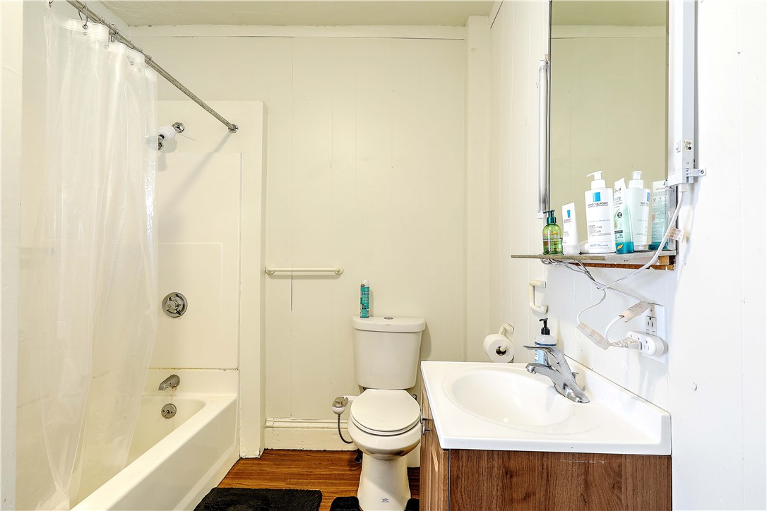 124 Pitman Street Providence, RI 02906 - Photo 17 of 28