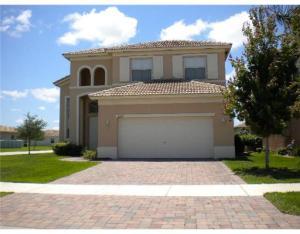 6201 Spring Lake Terrace Fort Pierce, FL 34951 - Photo 1 of 11 EXTERIOR