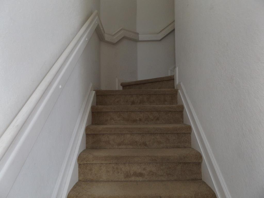 6201 Spring Lake Terrace Fort Pierce, FL 34951 - Photo 10 of 11 Starway