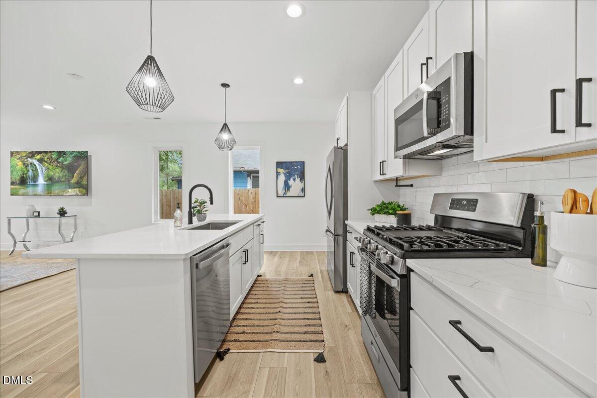 829 Cumberland Street Raleigh, NC 27610 - Photo 9 of 38 09-2A1A2907