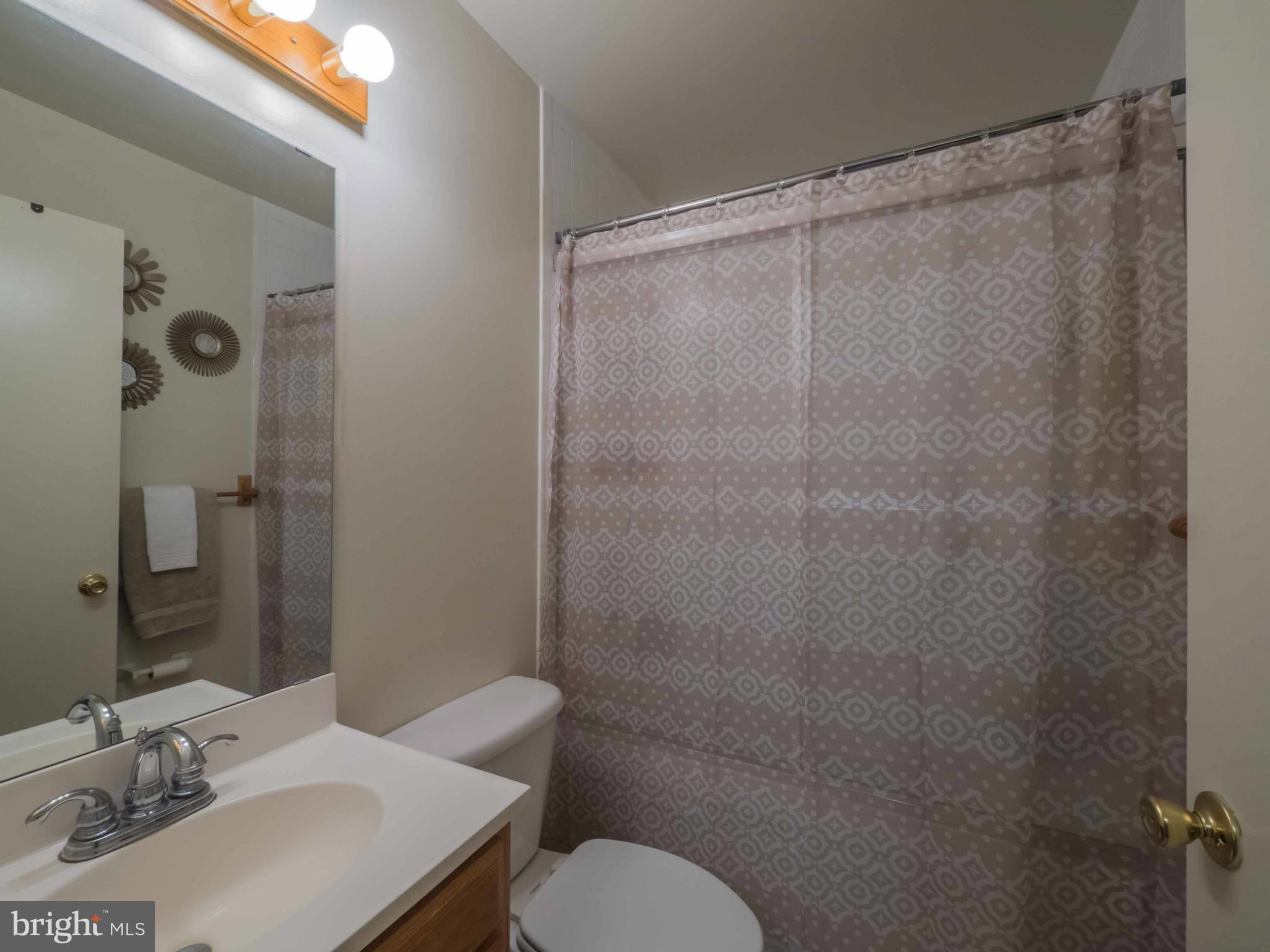 1329 Greyswood Road Odenton, MD 21113 - Photo 12 of 29 Bath