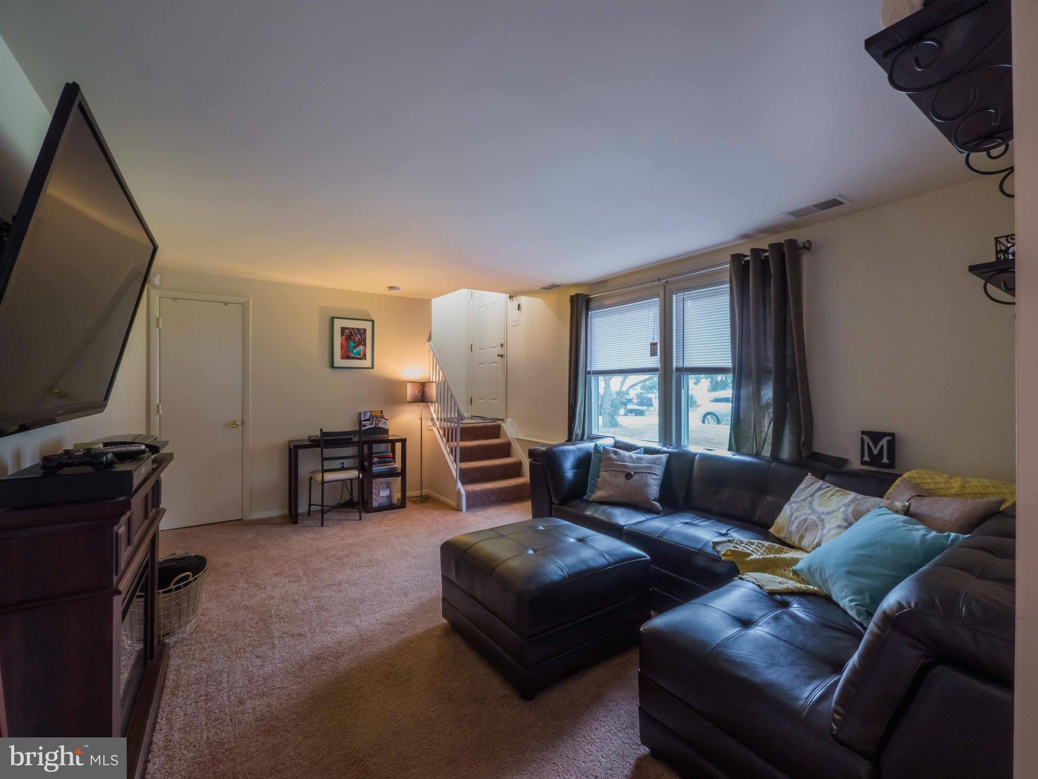 1329 Greyswood Road Odenton, MD 21113 - Photo 22 of 29 Living Room