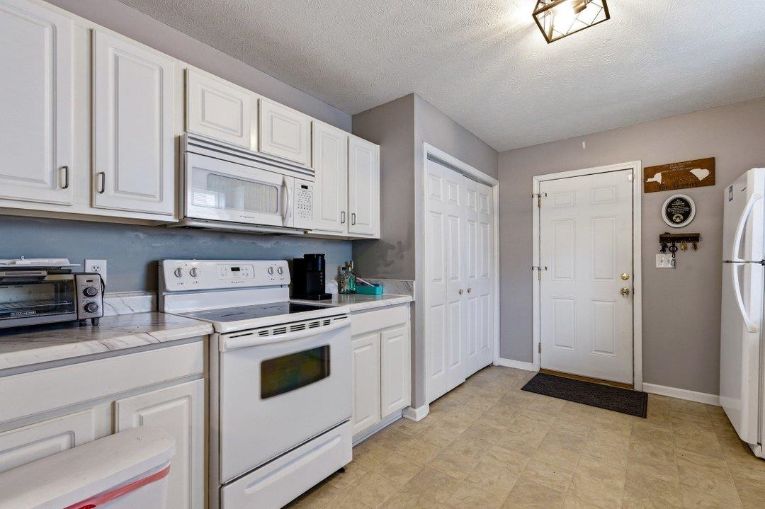 2902 Silverleaf Circle Loris, SC 29569 - Photo 8 of 16
