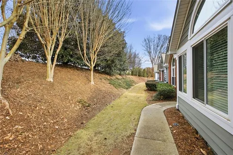 $375,000 | 2128 Carefree Circle, Unit 1, Marietta, GA 30062