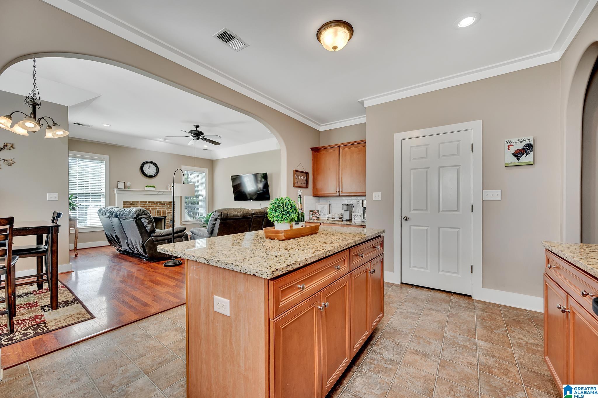 243 Nottingham Drive Calera, AL 35040 - Photo 11 of 34