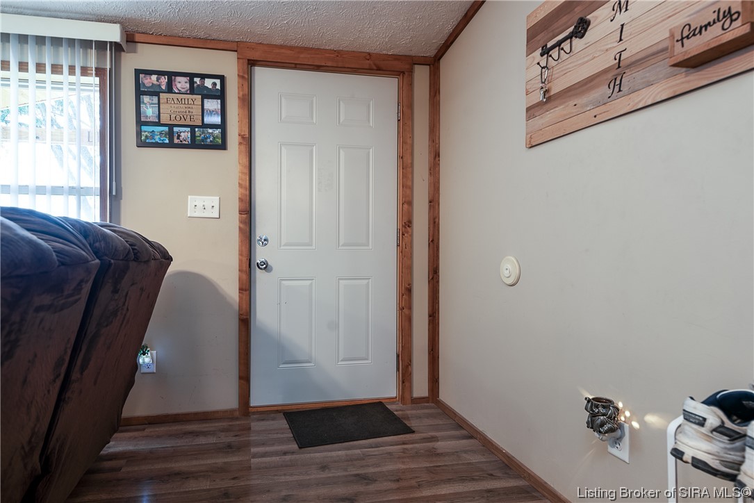 365 West Van Campen Road Austin, IN 47102 - Photo 4 of 27 Gallery Image 4
