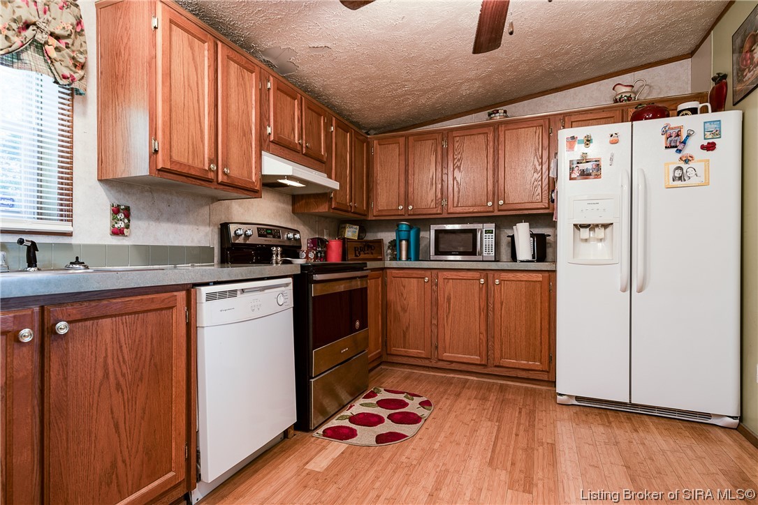365 West Van Campen Road Austin, IN 47102 - Photo 8 of 27 Gallery Image 8