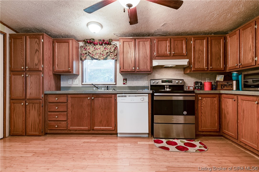365 West Van Campen Road Austin, IN 47102 - Photo 9 of 27 Gallery Image 9