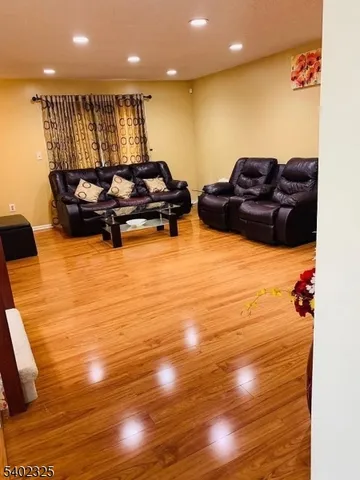 $4,300 | 2 Halstead Place, Princeton, NJ 08540