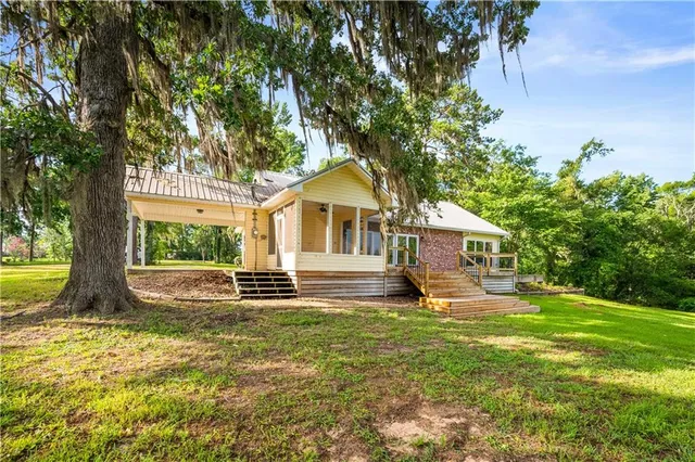 $359,900 | 369 Rice Patch Road, Colfax, LA 71417