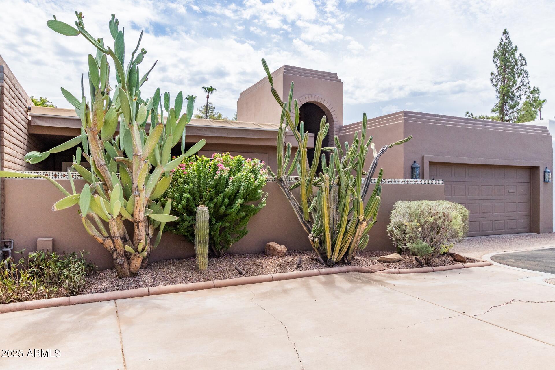 7770 East Camelback Road, Unit 16 Scottsdale, AZ 85251 - Photo 3 of 26 Camelback 2