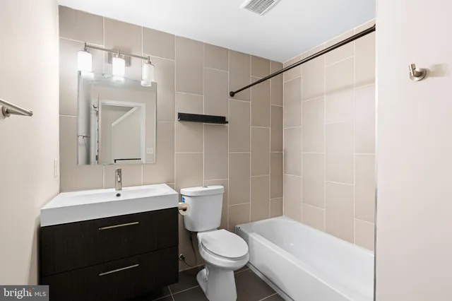 $440,000 | 1625 Ogden Street, Unit B, Philadelphia, PA 19130