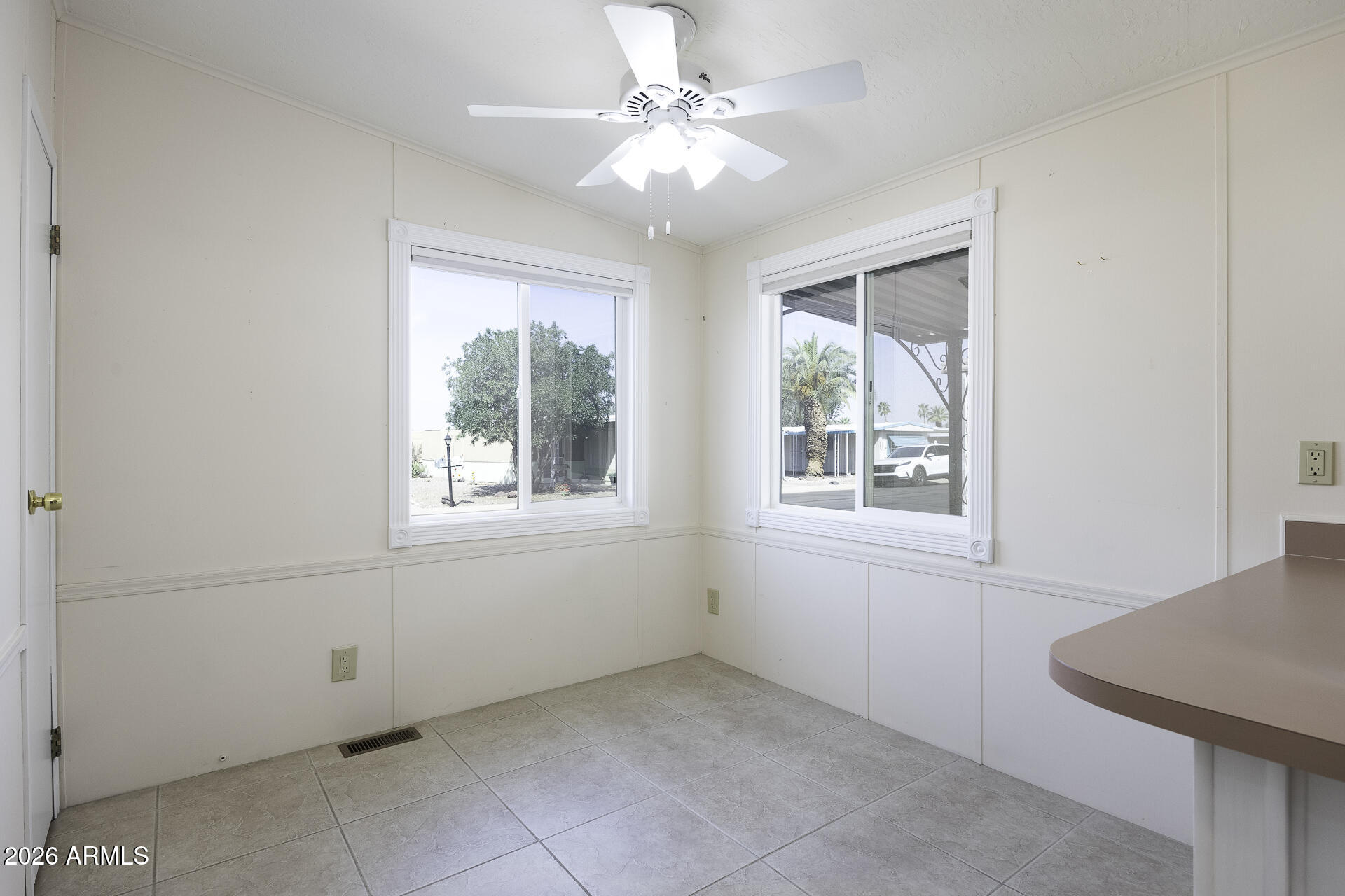 2100 North Trekell Road, Unit 366 Casa Grande, AZ 85122 - Photo 13 of 43 2100 N Trekell Lot 366 - Breakfast Area