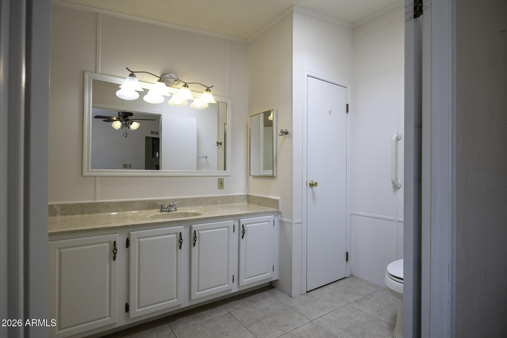 2100 North Trekell Road, Unit 366 Casa Grande, AZ 85122 - Photo 21 of 43 2100 N Trekell Lot 366 - Primary Bathroo