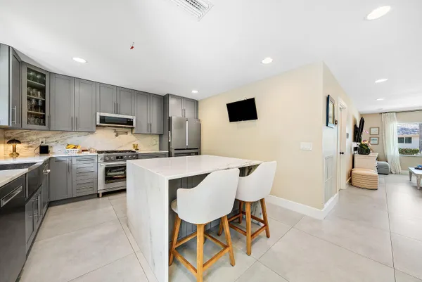 $980,000 | 804 S Road, Boynton Beach, FL 33435