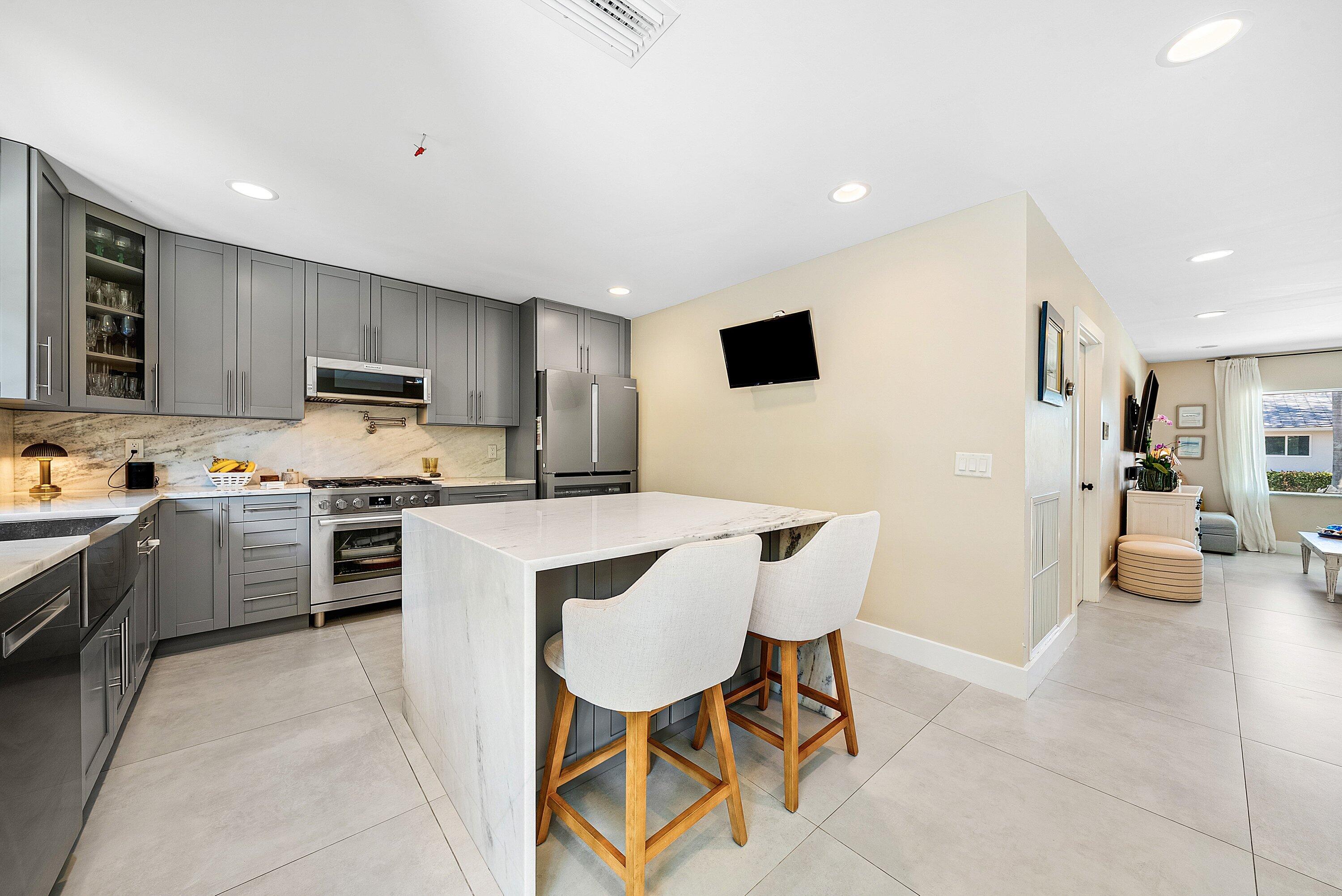 804 S Road Boynton Beach, FL 33435 - Photo 12 of 40 Open