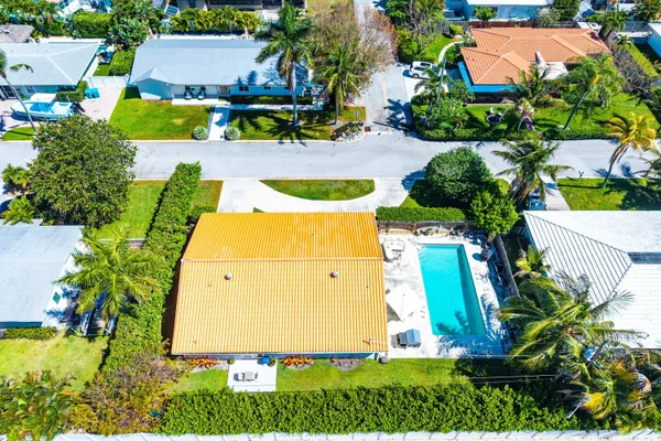 $980,000 | 804 S Road, Boynton Beach, FL 33435