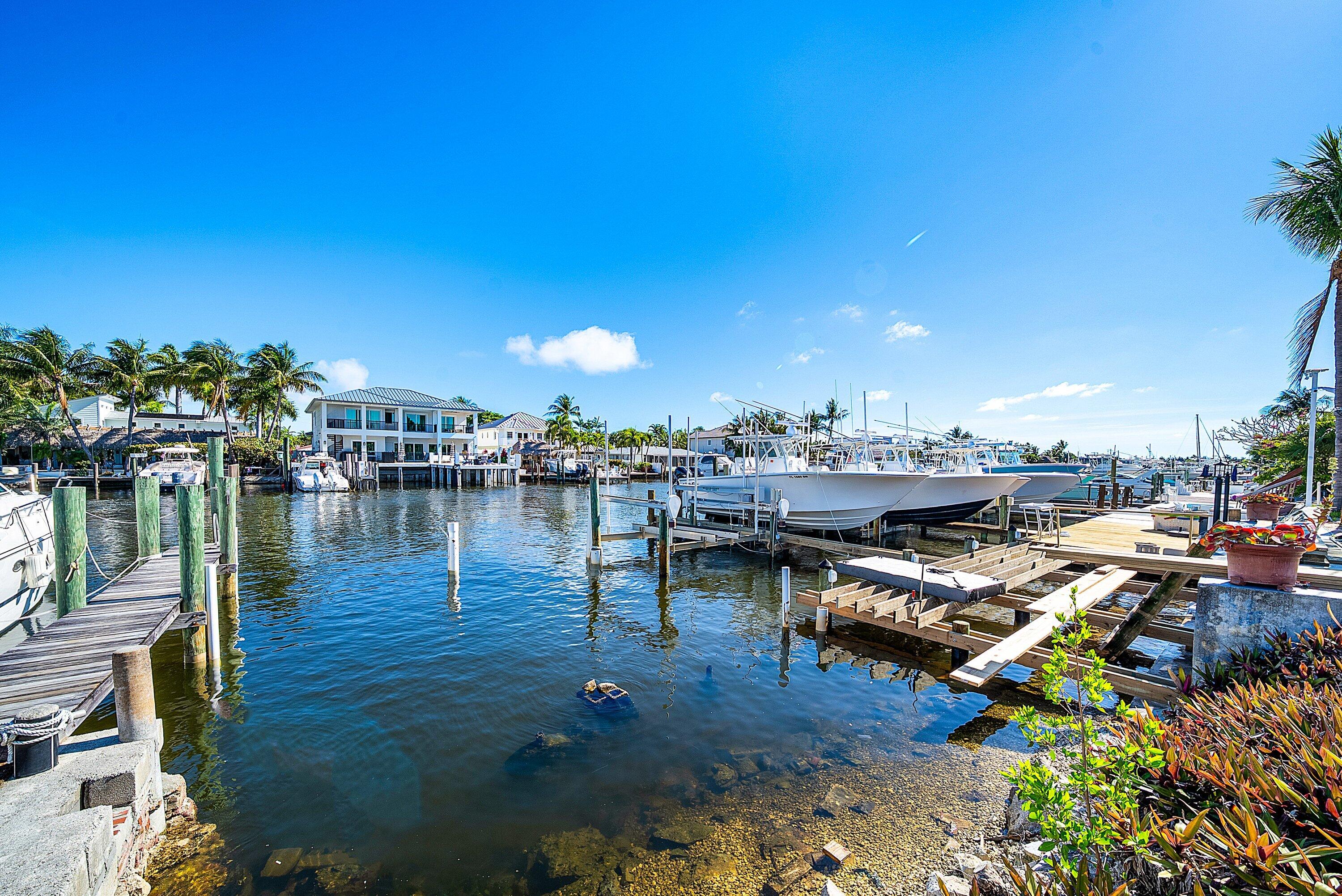 804 S Road Boynton Beach, FL 33435 - Photo 38 of 40 Deeded Dock