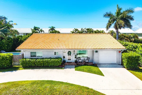 $980,000 | 804 S Road, Boynton Beach, FL 33435