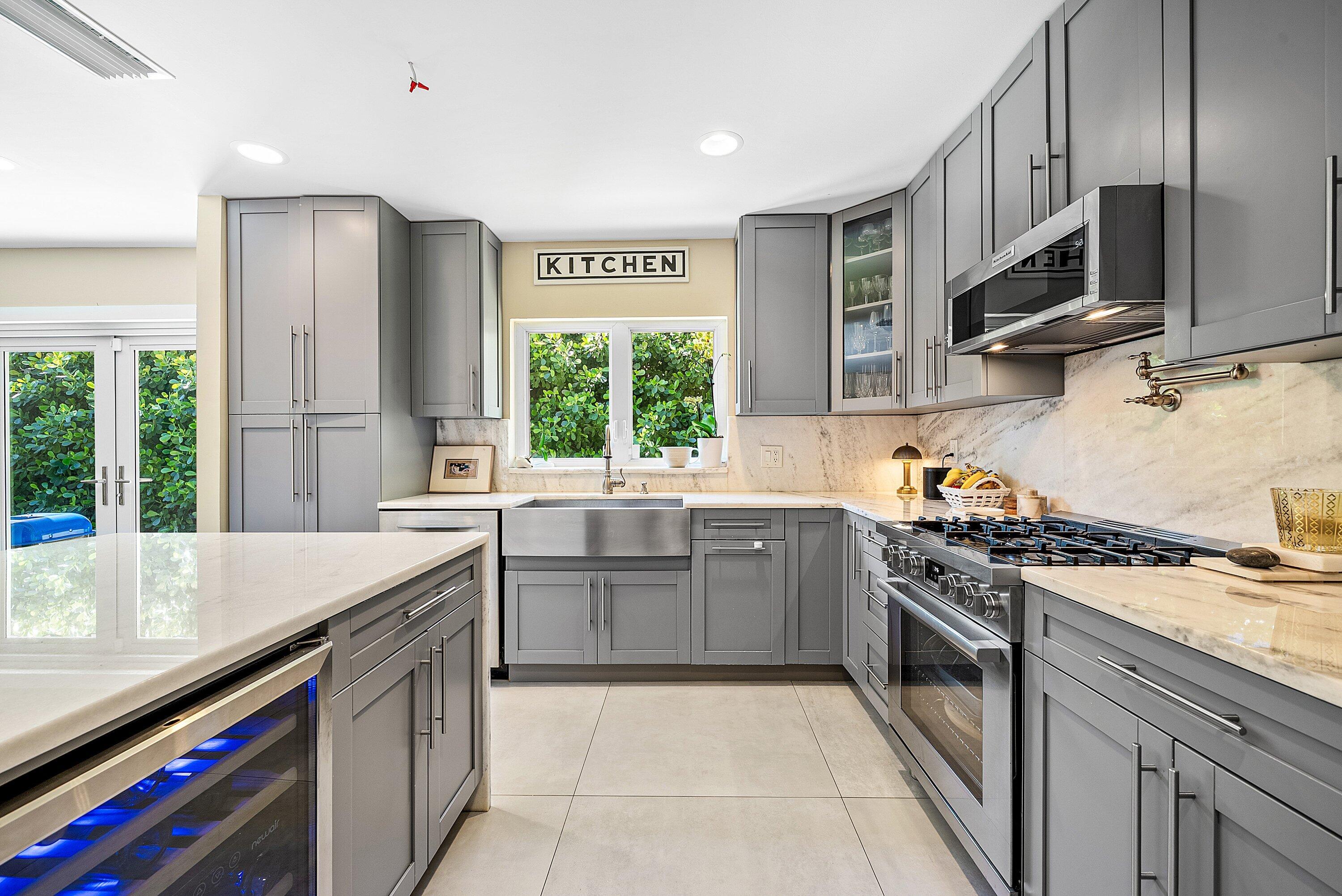 804 S Road Boynton Beach, FL 33435 - Photo 9 of 40 Kitchen